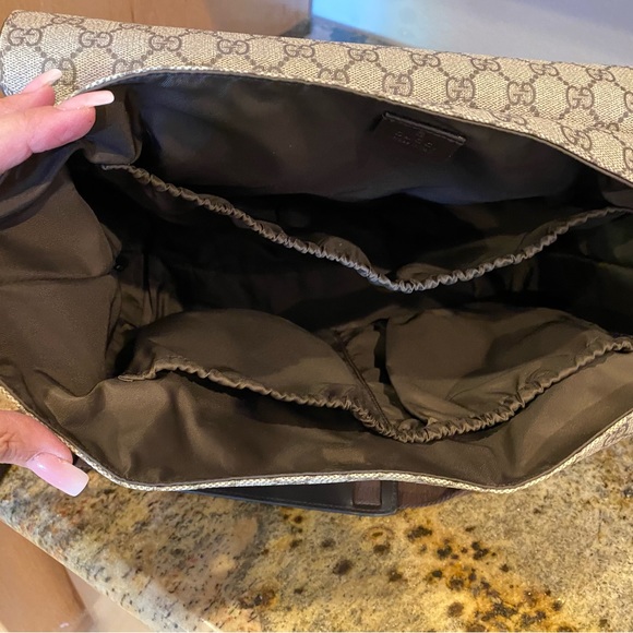 GG Supreme canvas diaper bag, designed with multiple pockets - Picture 4 of 4